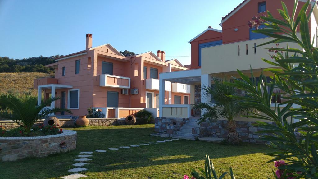 Nitelli'S Houses Skala Neon Kydonion Bagian luar foto