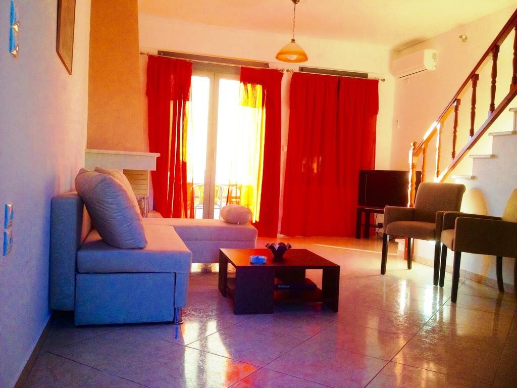 Nitelli'S Houses Skala Neon Kydonion Bagian luar foto